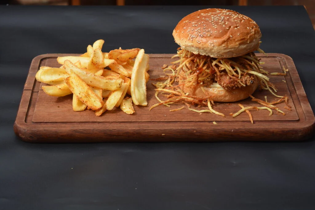 BBQ ÇITIR TAVUKLU BURGER